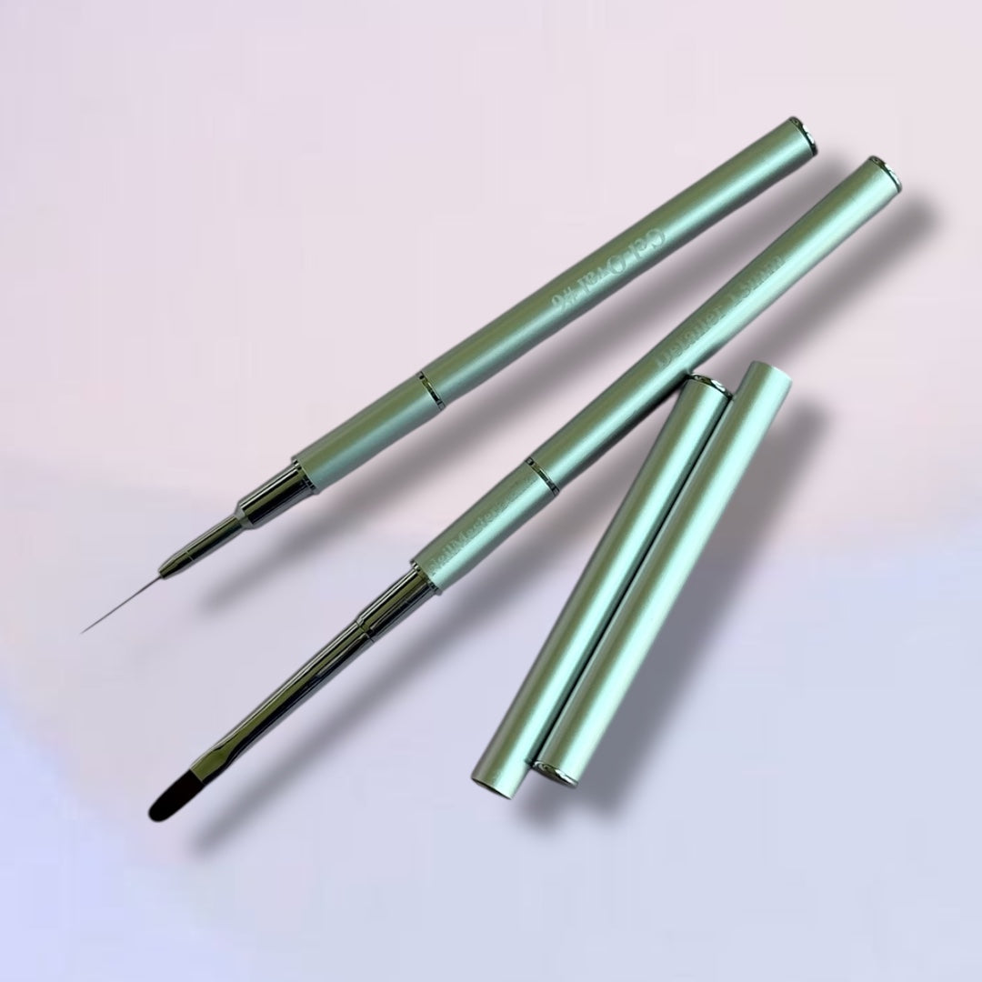 (NEW 2026!) NailMasterDallas Dual "French" Brush ( 13mm THIN DETAILER + 6mm LONG OVAL brush)