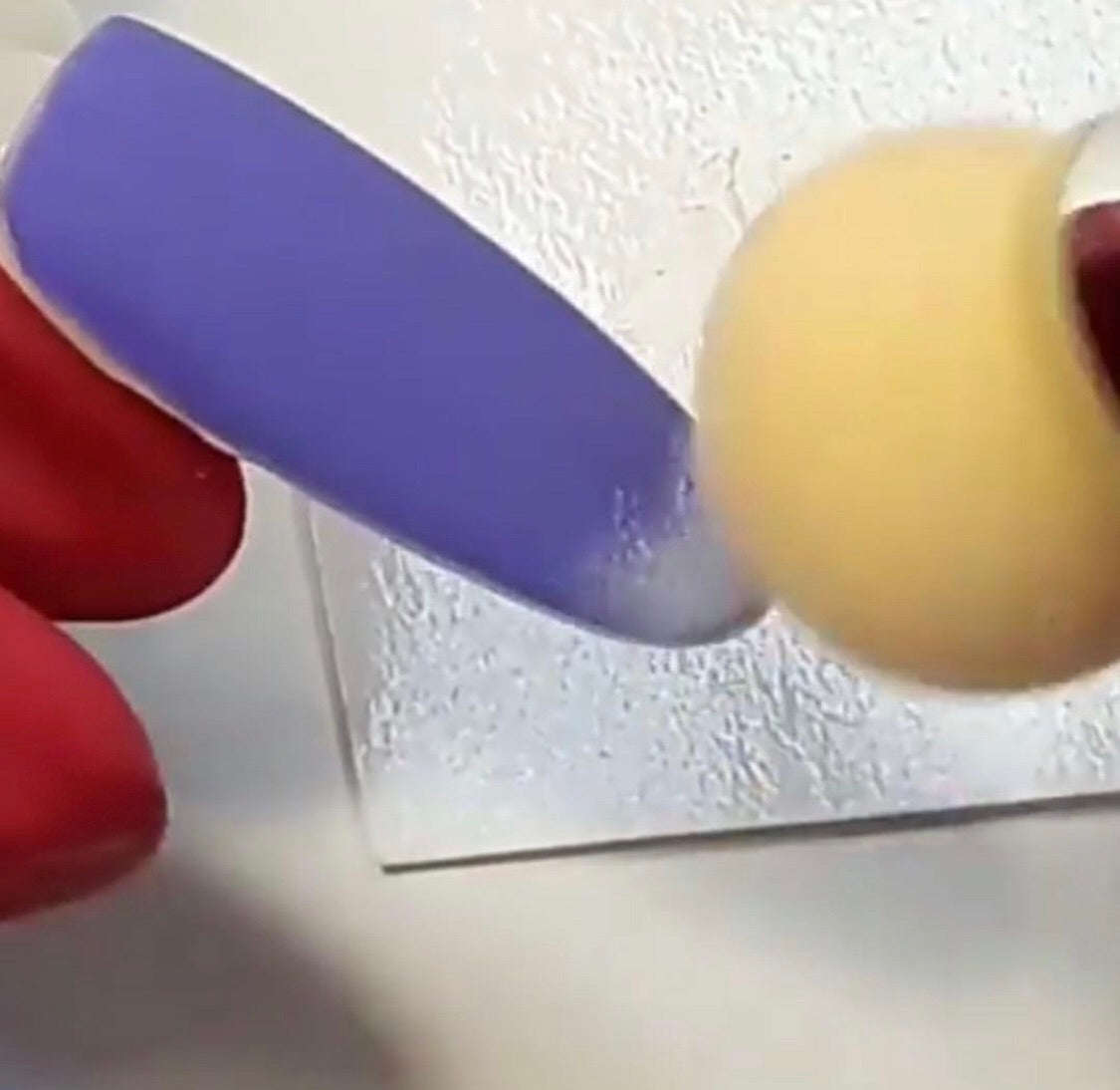 Applicator for airpuffing ombre