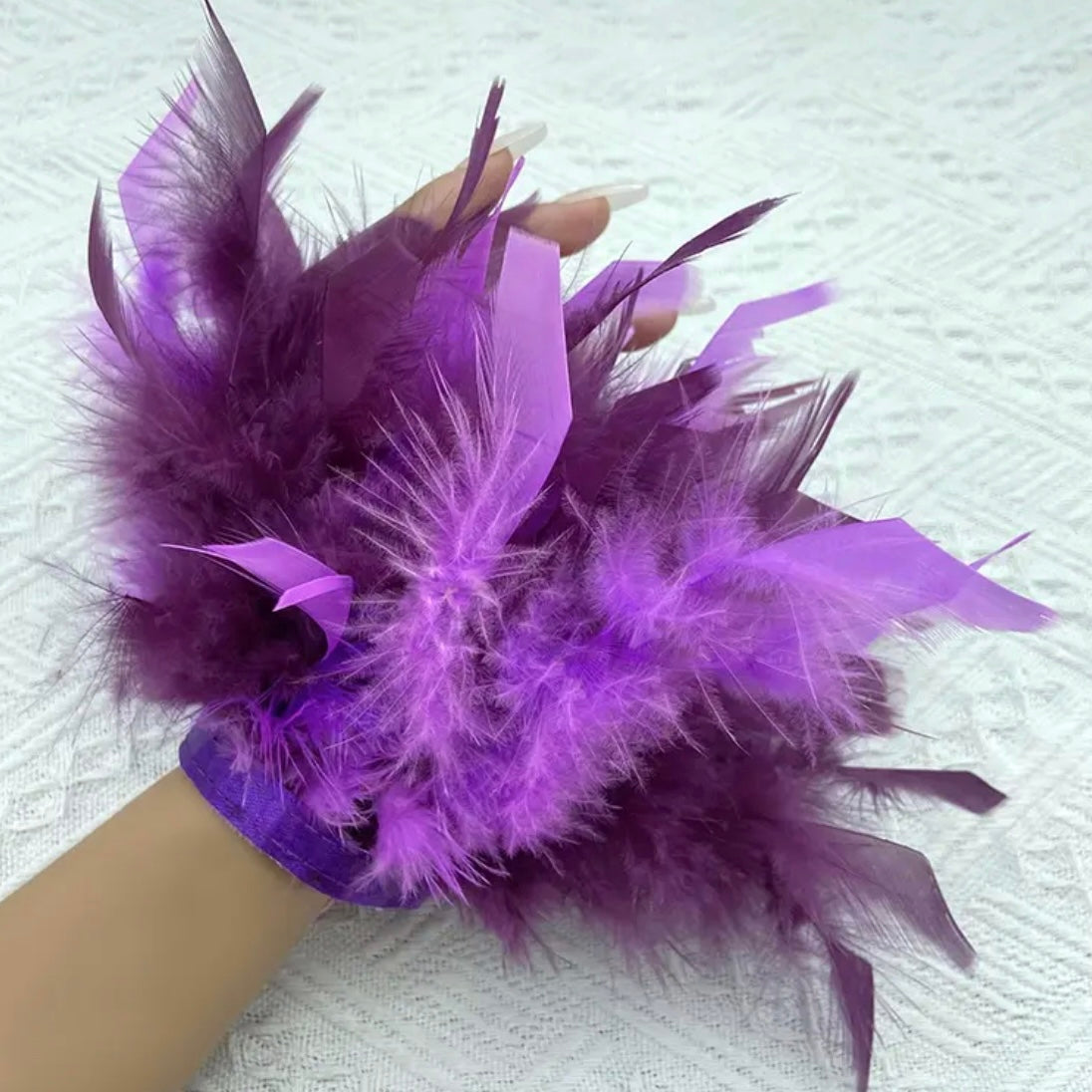 Feather cuff, 1pc