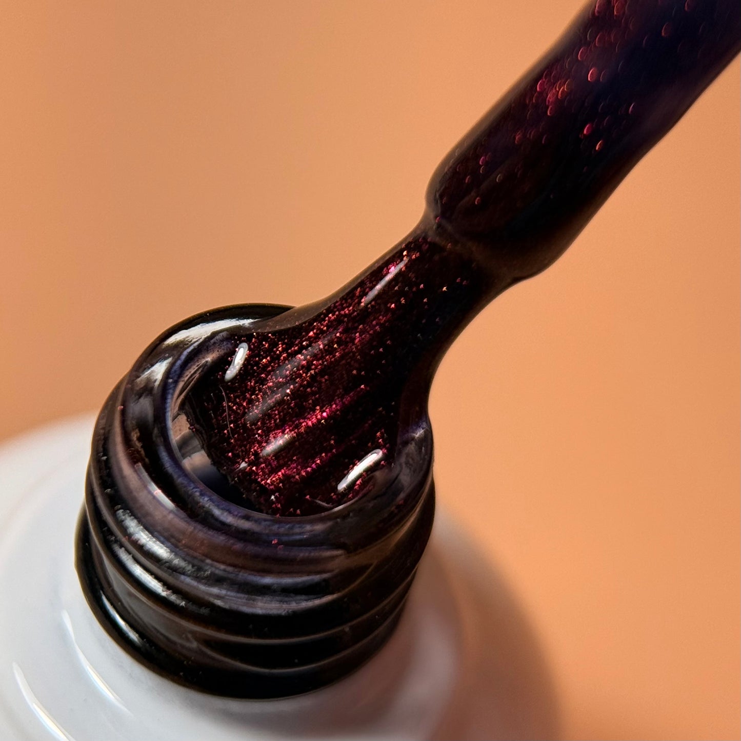 FARB WINE CATS #4 Professional UV/LED Gel (11 ml)