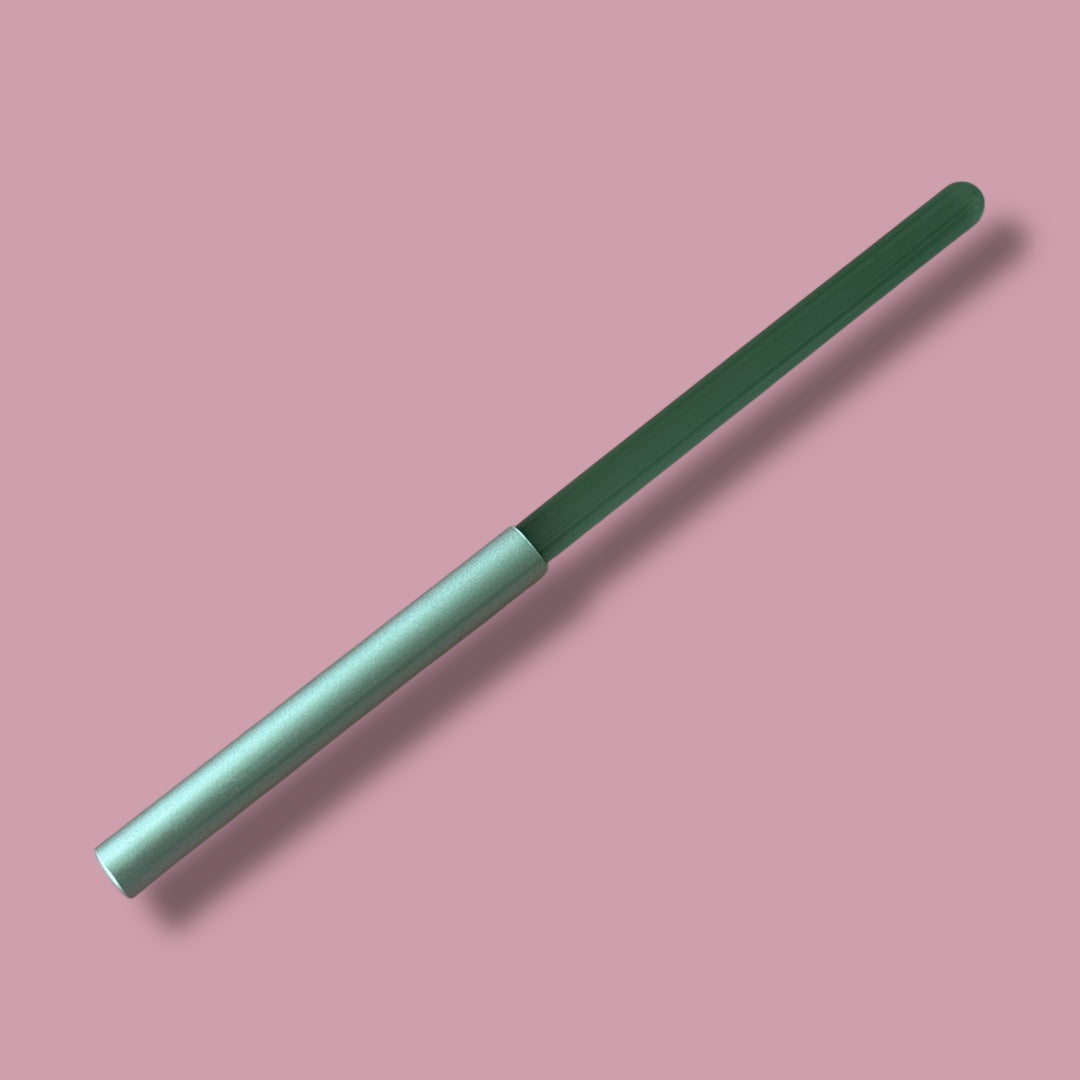 (New!) 2026 Silicone Nail Brush Oval 4MM for gels