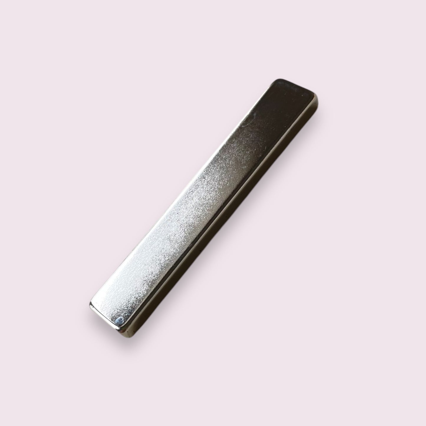 Long  magnet for cat eye, 1pc