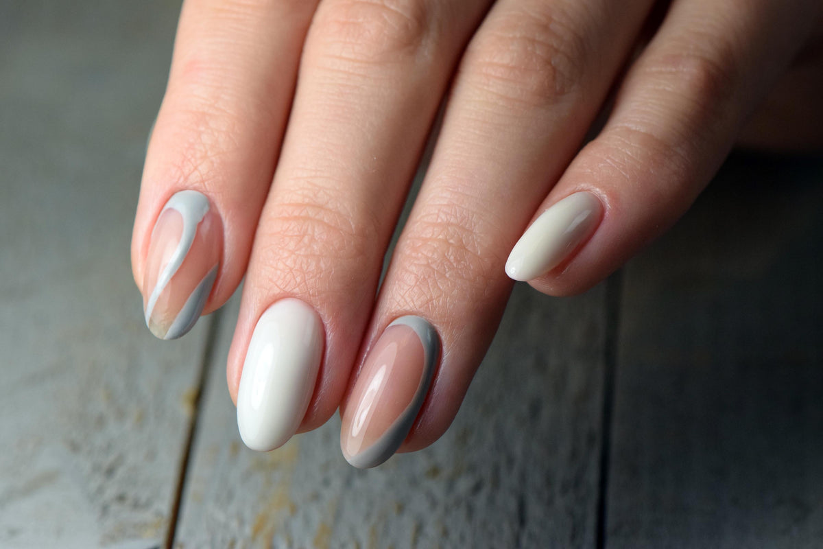 LUMINARY MULTI-FLEX GEL - PRESENCE (Milky White Gel)