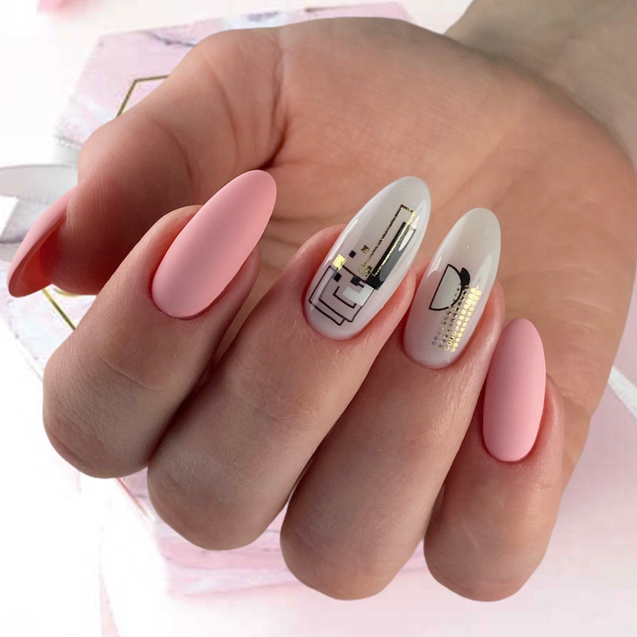 LUXIO by AKZENTZ - MOVEMENT Color Gel