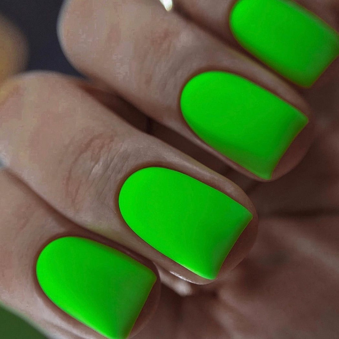 LUXIO by AKZENTZ - VOLT Gel Color