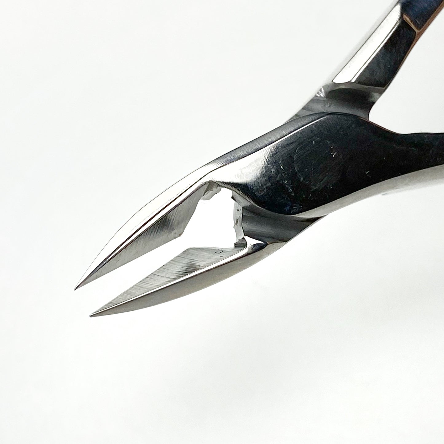 STALEKS PRO Expert Cuticle Nippers, model NE-21-10 (10mm edge)