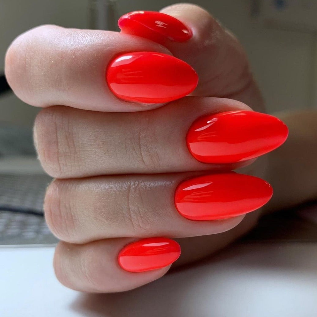 45+ Red Nail Designs for a Chic and Trendy Look