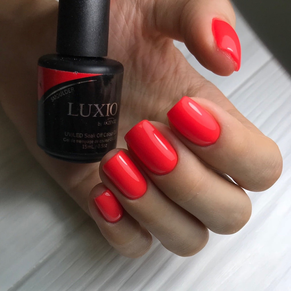 LUXIO by AKZENTZ - SMOULDER Gel Color