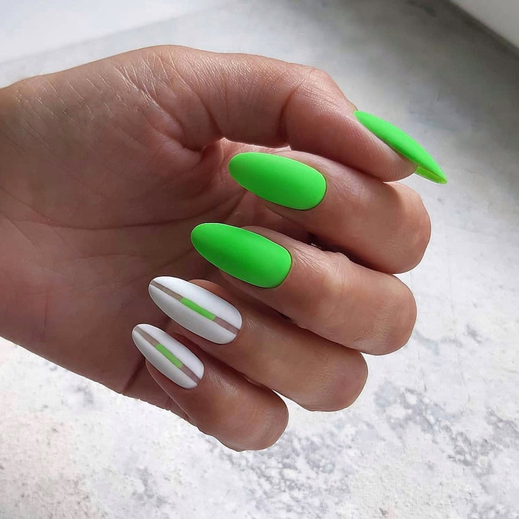 LUXIO by AKZENTZ - VOLT Gel Color