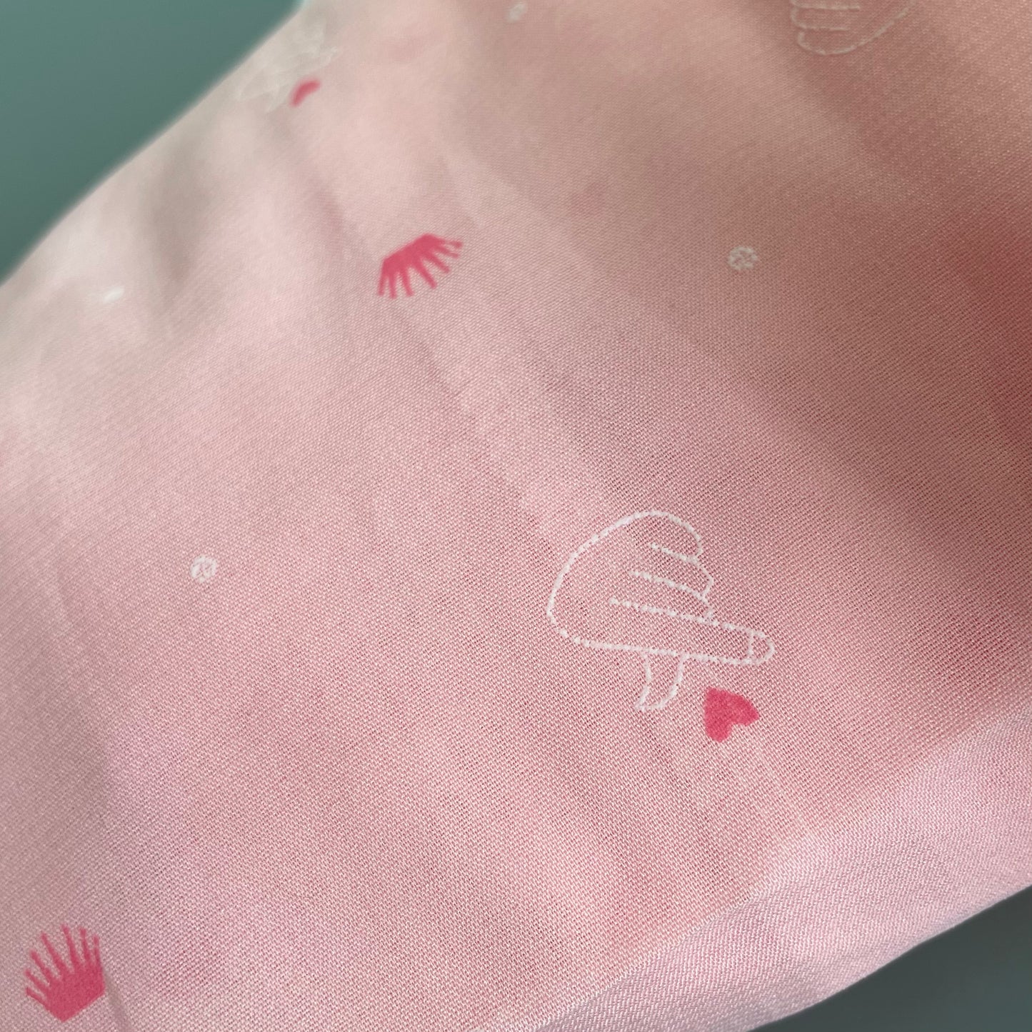 Fake sleeve for nail photos, pink 2pc.