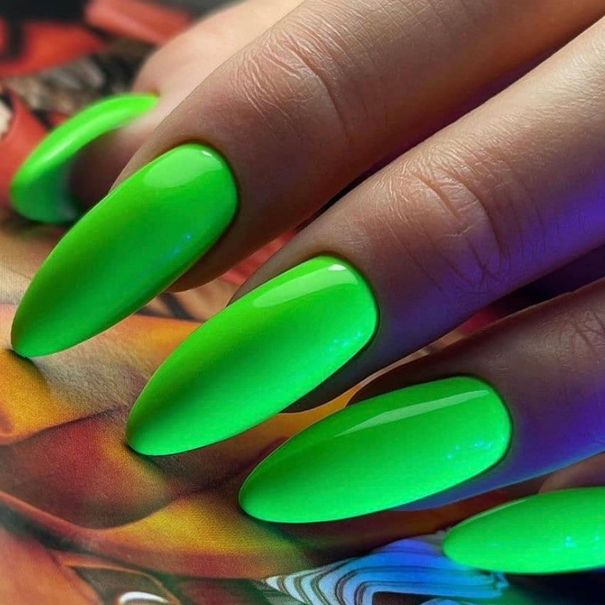 LUXIO by AKZENTZ - VOLT Gel Color